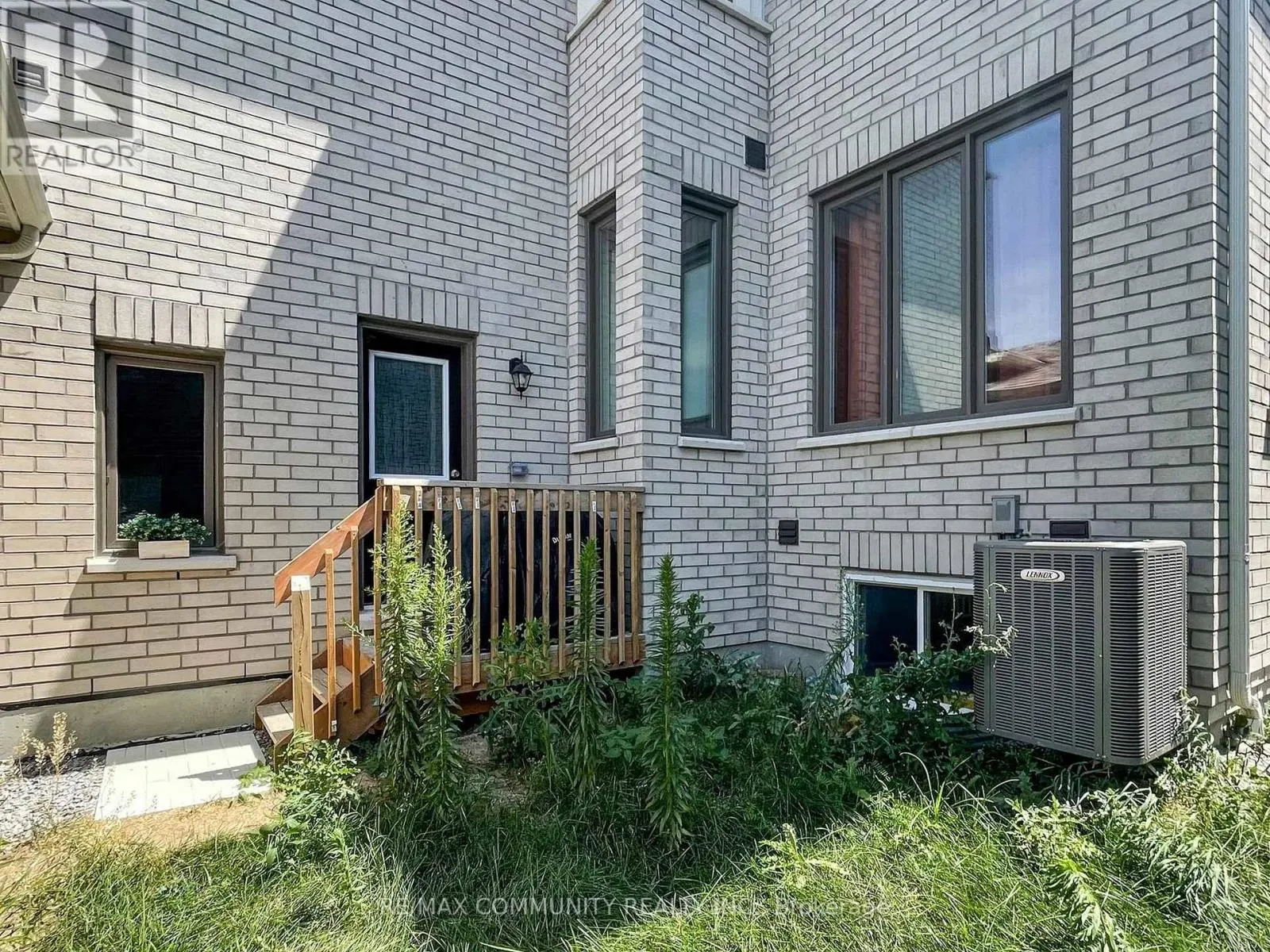 474 TWIN STREAMS ROAD