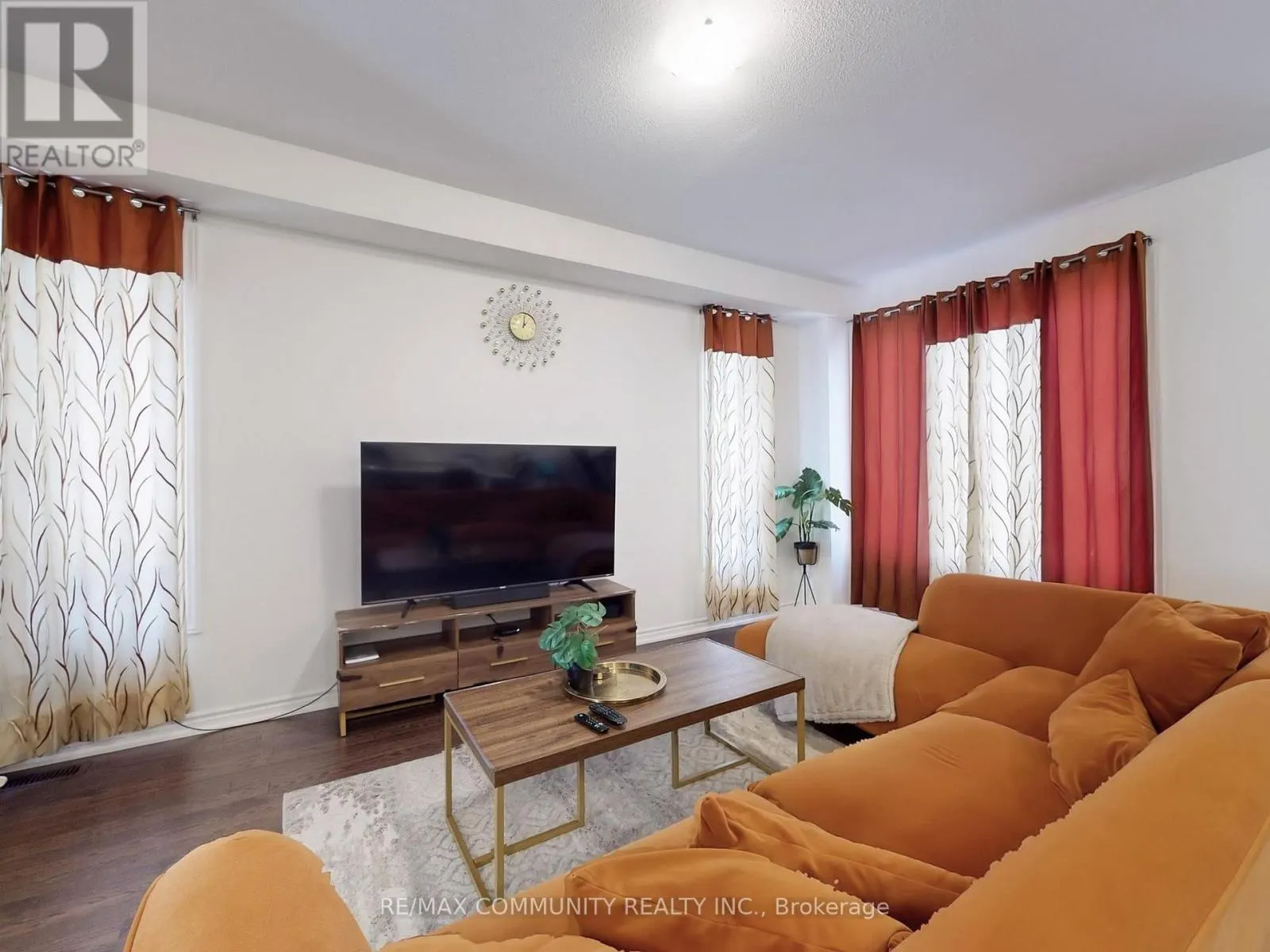 474 TWIN STREAMS ROAD