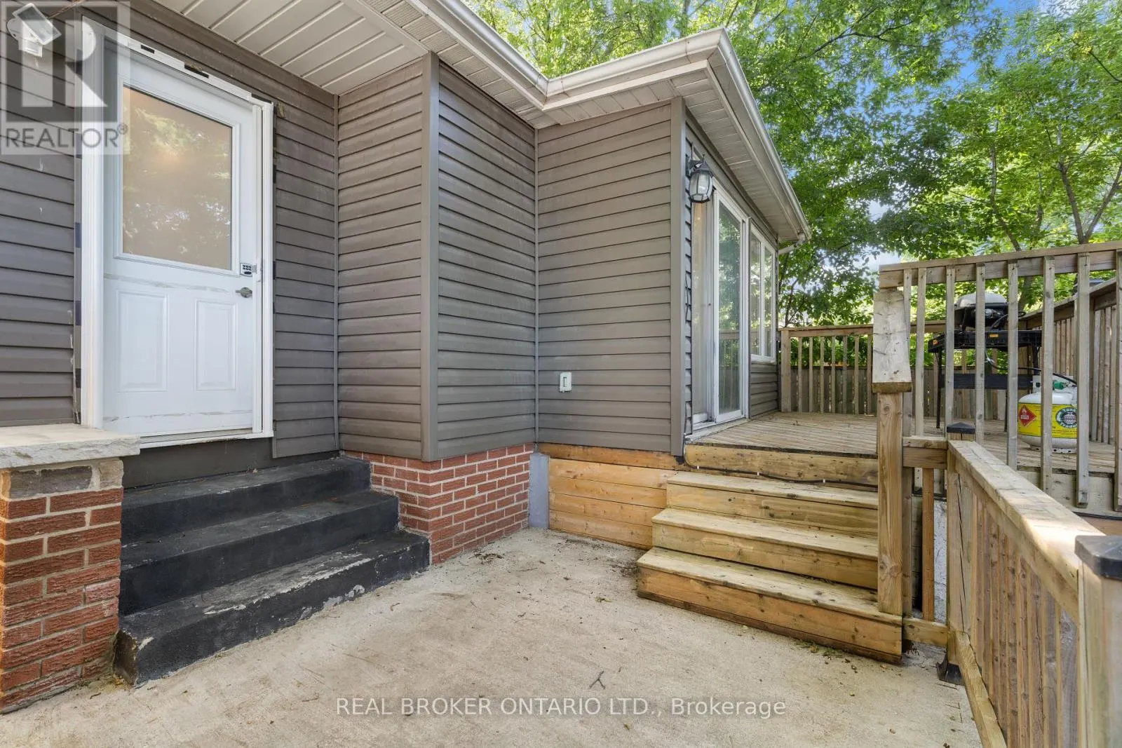 272 BURK STREET