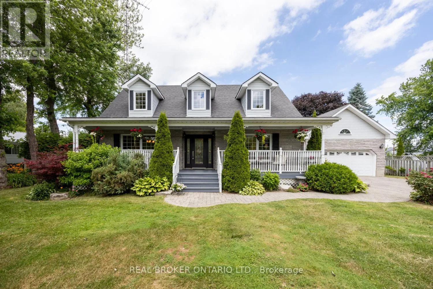 10 BROWNSVILLE COURT