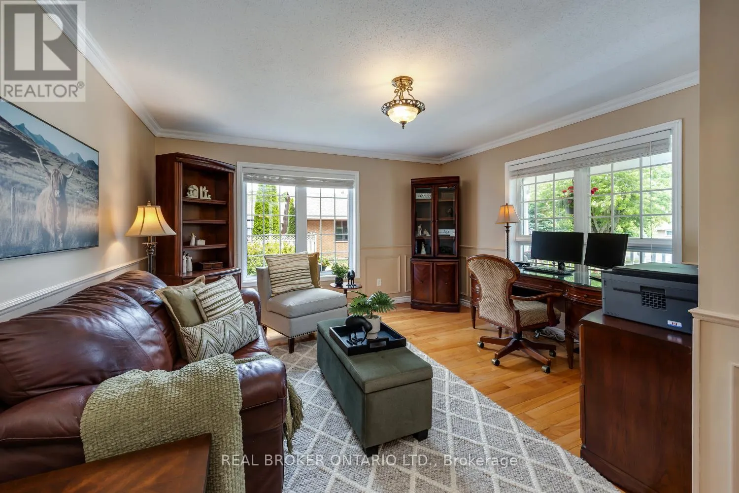10 BROWNSVILLE COURT