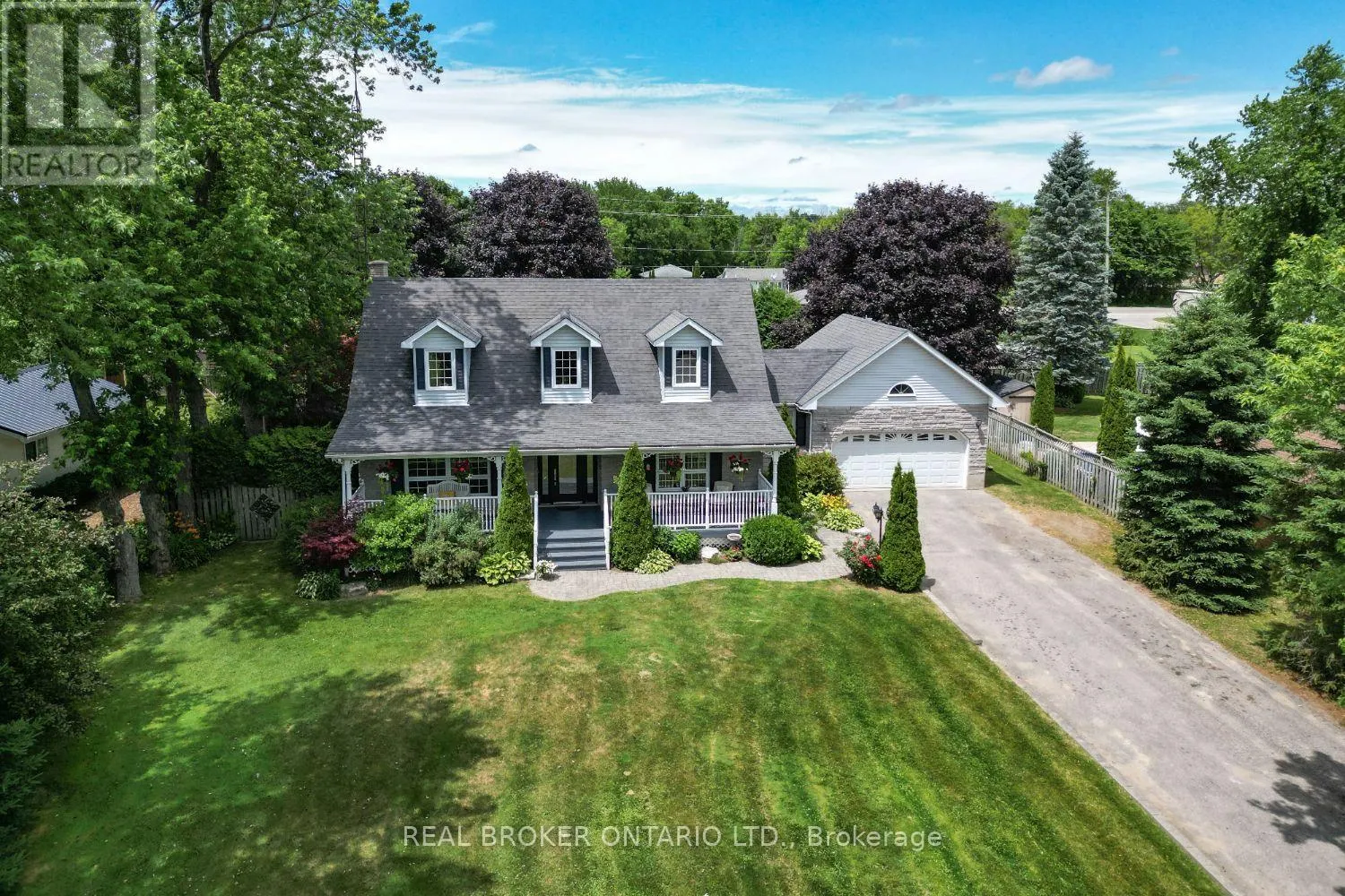 10 BROWNSVILLE COURT