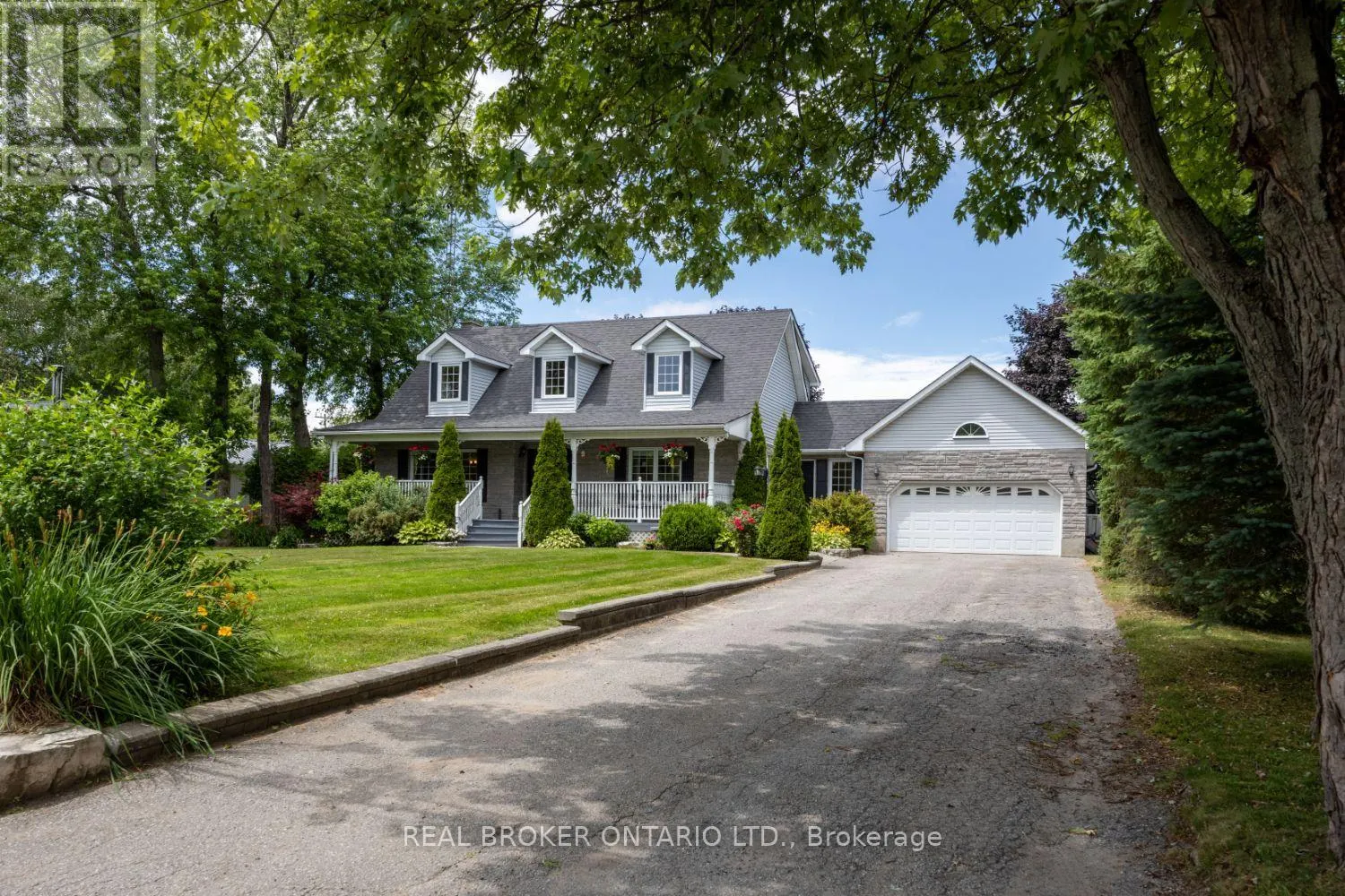 10 BROWNSVILLE COURT