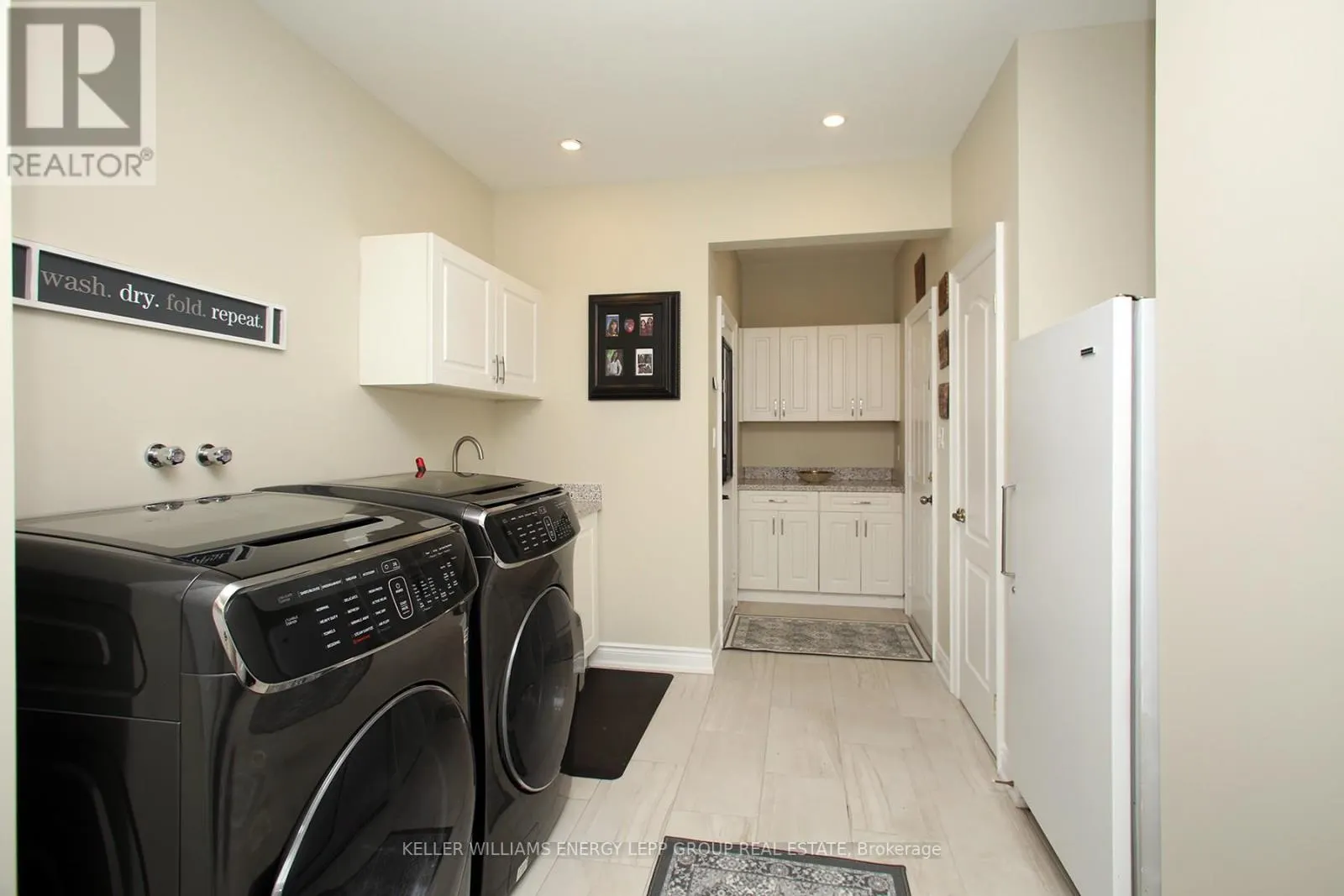 3693 COCHRANE STREET