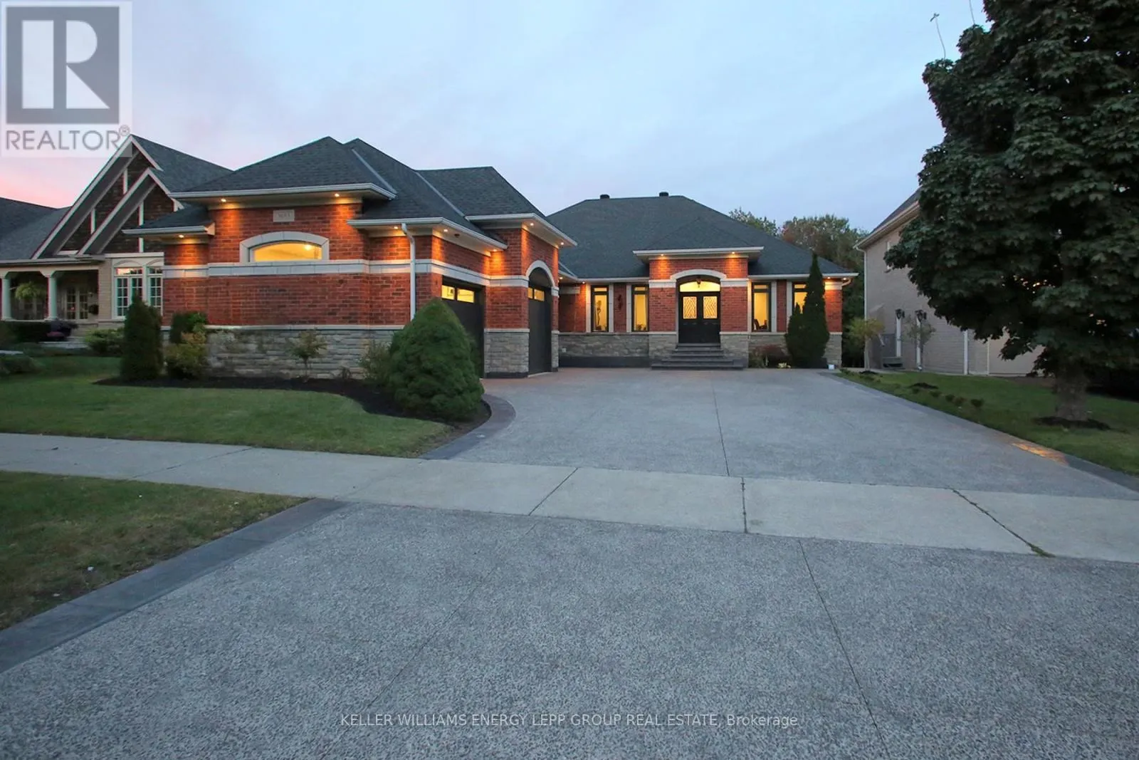 3693 COCHRANE STREET
