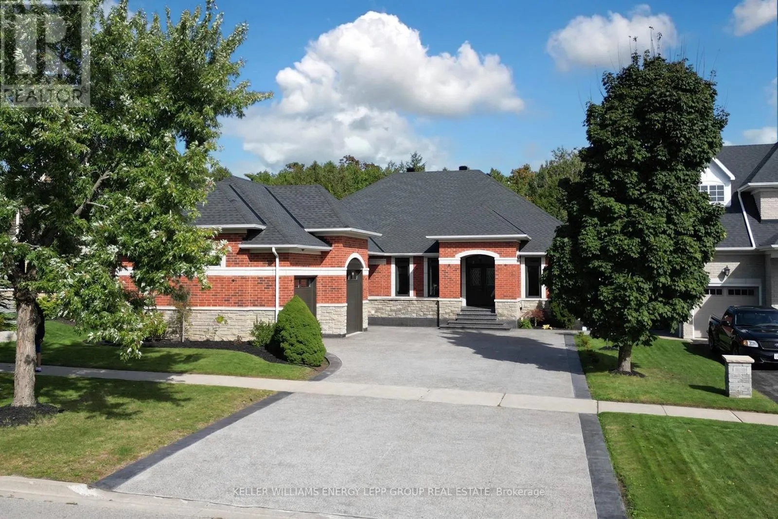 3693 COCHRANE STREET