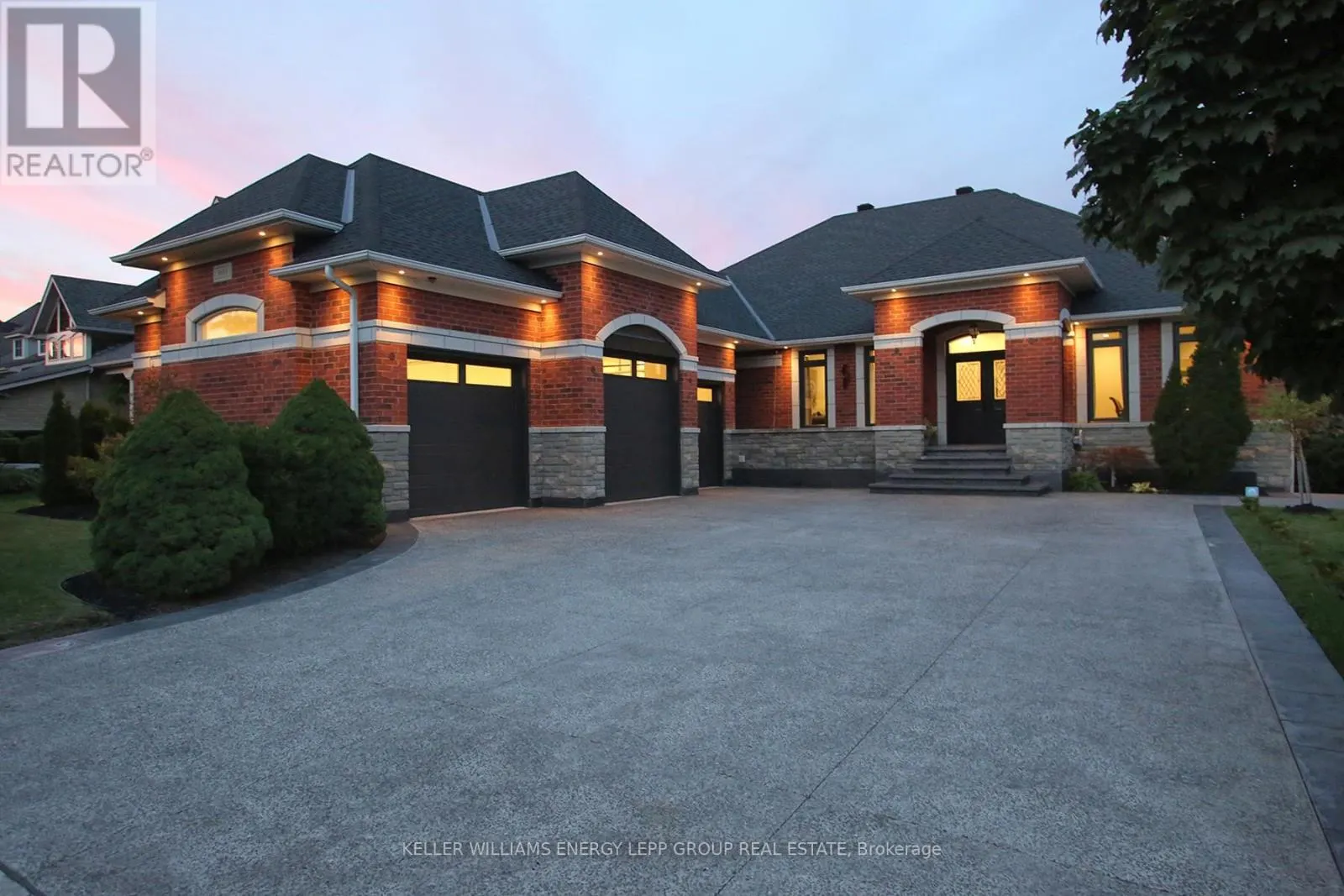 3693 COCHRANE STREET