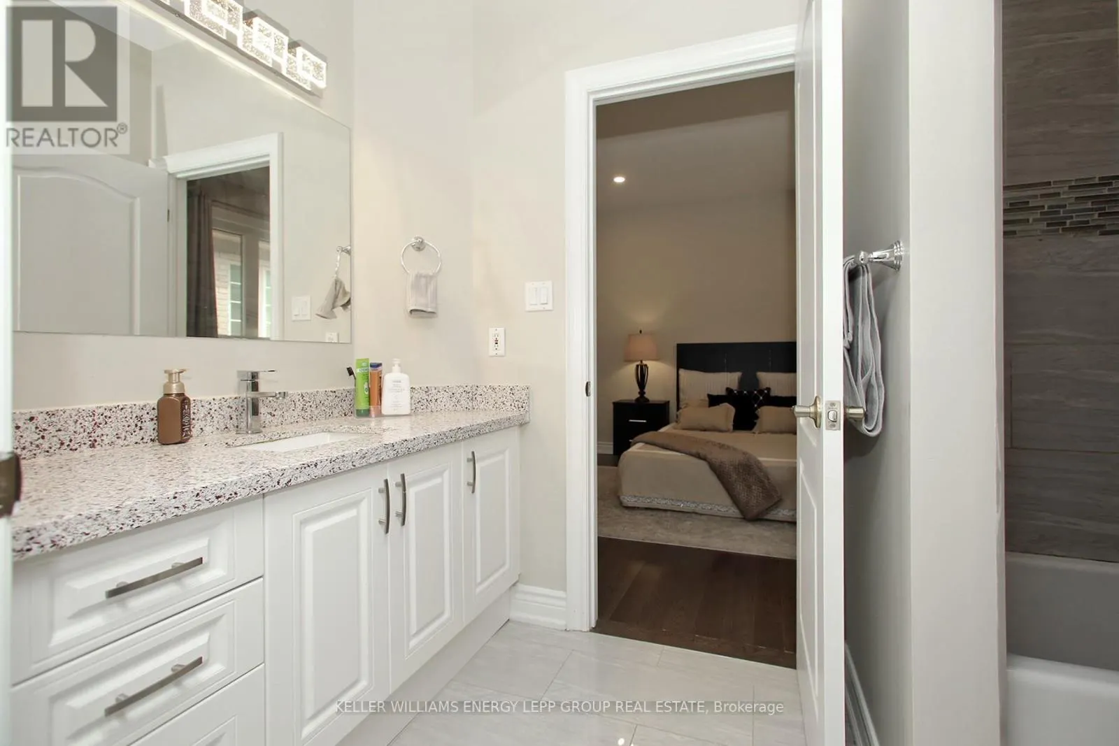 3693 COCHRANE STREET