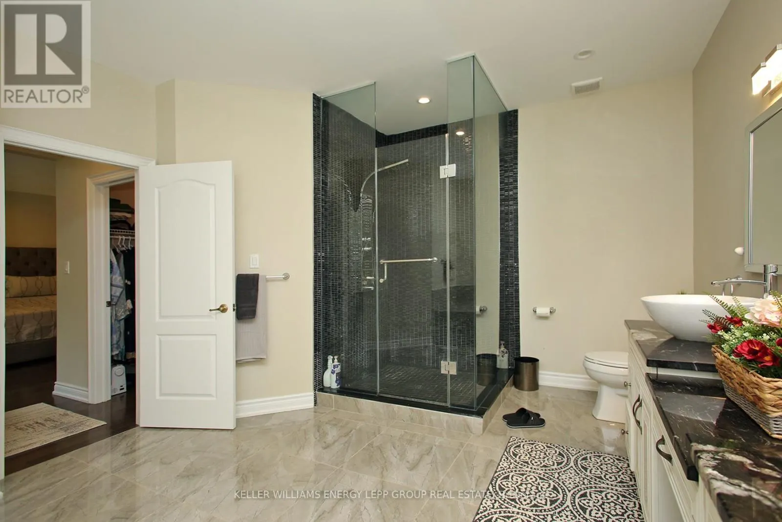3693 COCHRANE STREET