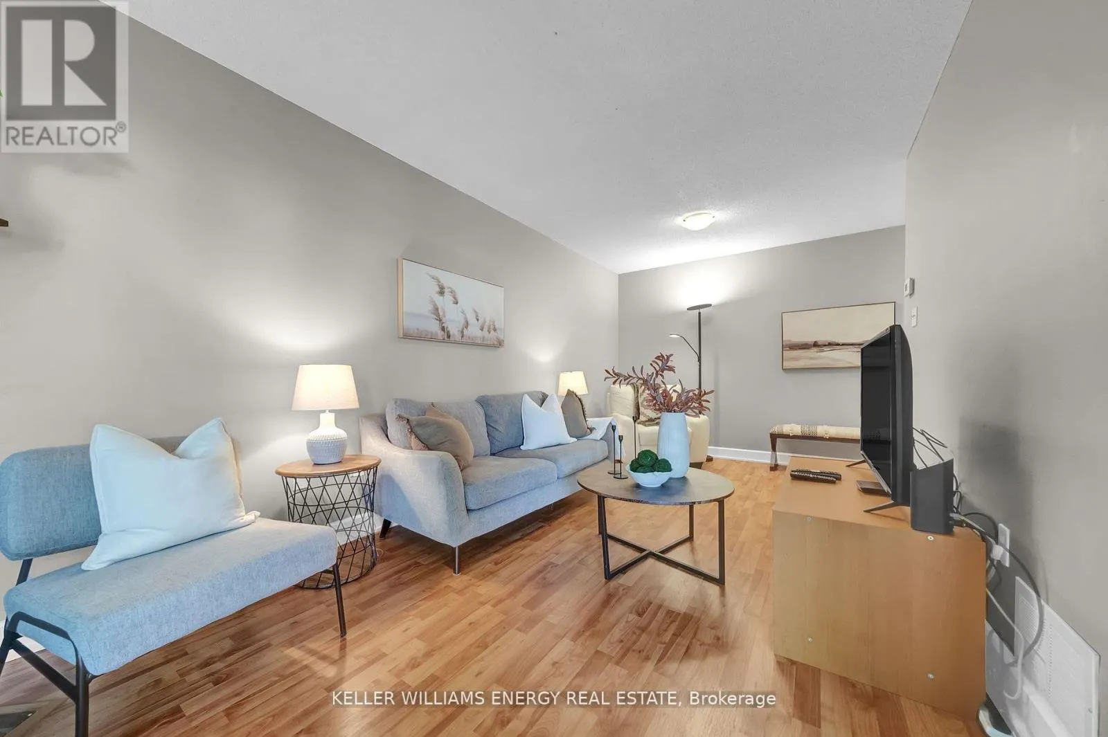 37 POOLTON CRESCENT