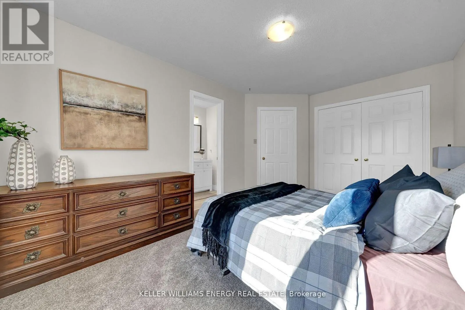 37 POOLTON CRESCENT