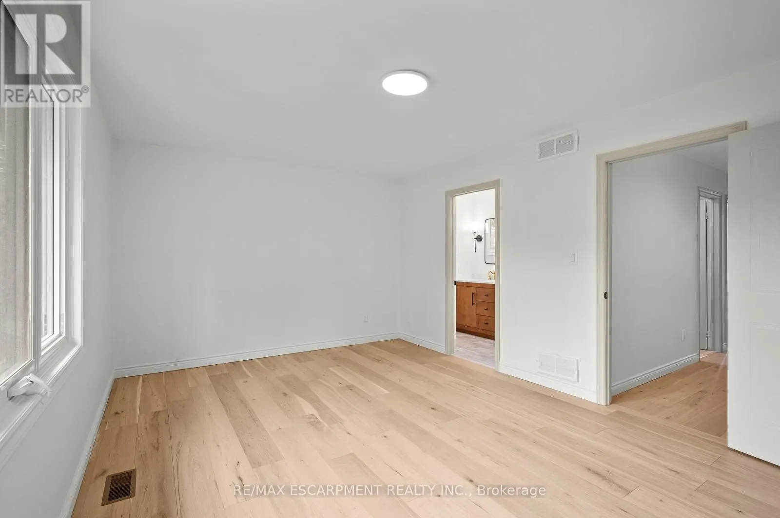 31 INGLEWOOD PLACE