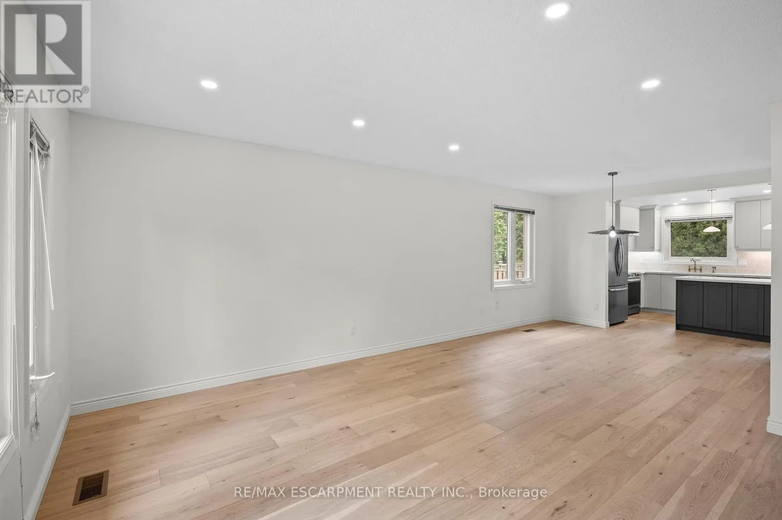 31 INGLEWOOD PLACE