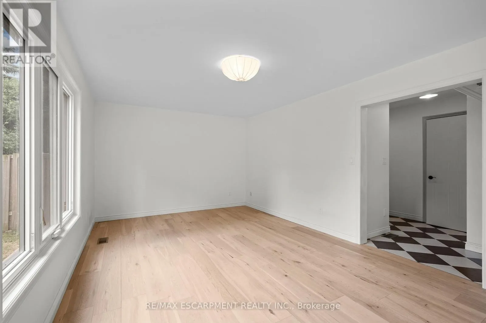 31 INGLEWOOD PLACE
