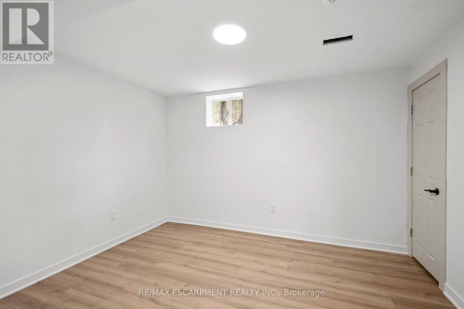 31 INGLEWOOD PLACE