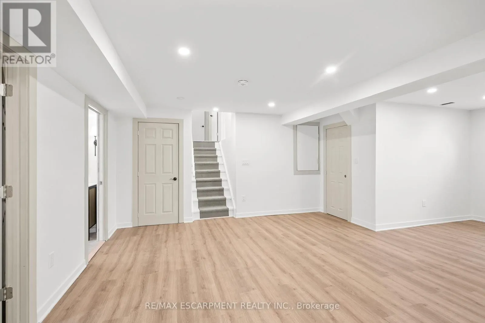 31 INGLEWOOD PLACE