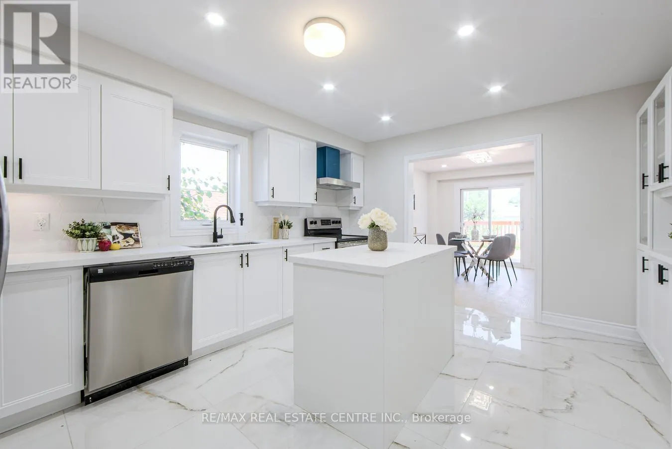 27 RICKABY STREET