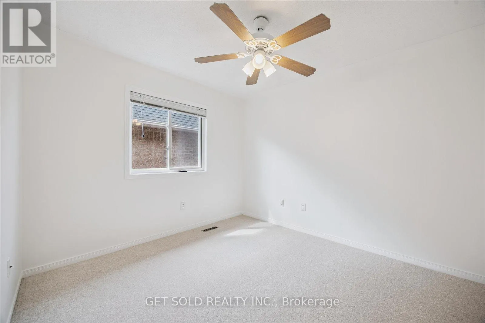 28 BARDEN CRESCENT