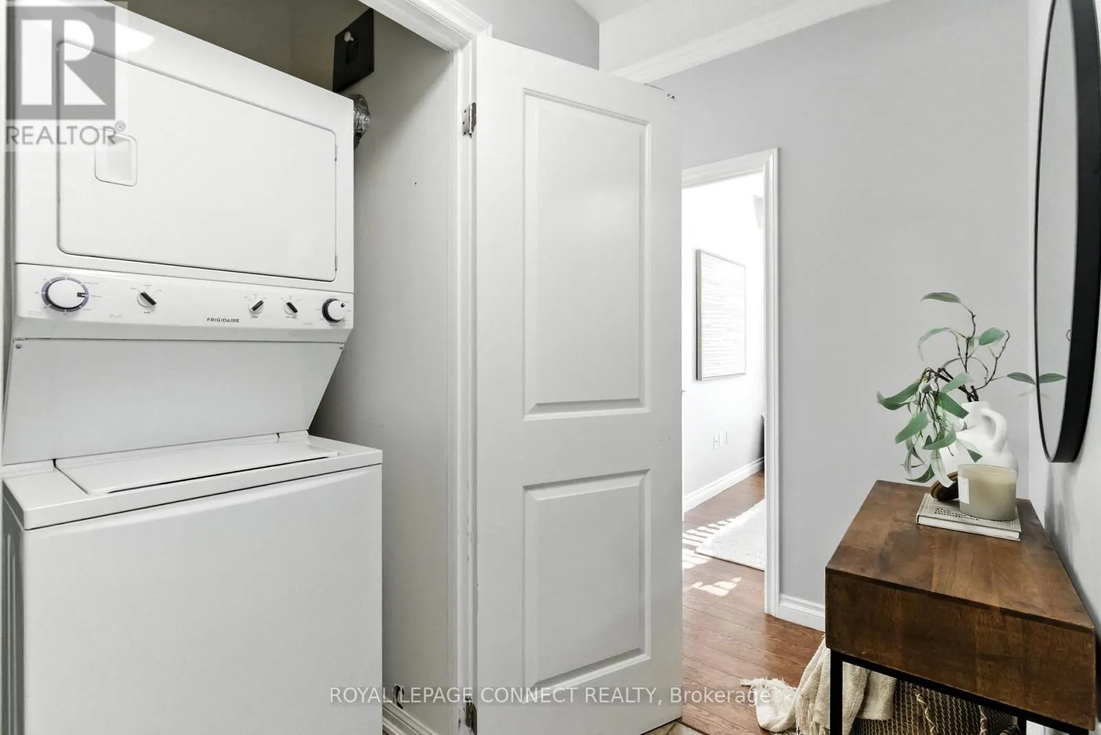 107 - 1 SIDNEY LANE