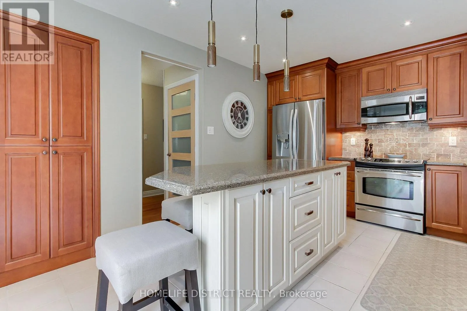 43 DANIELS CRESCENT