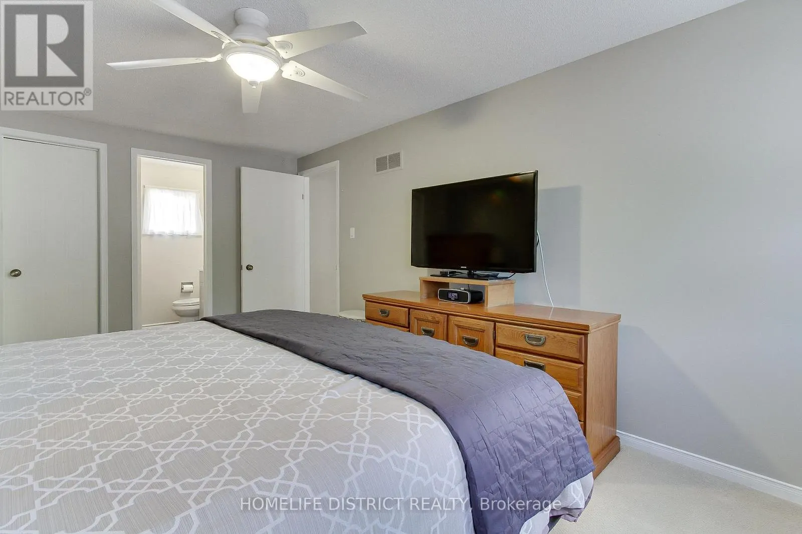 43 DANIELS CRESCENT