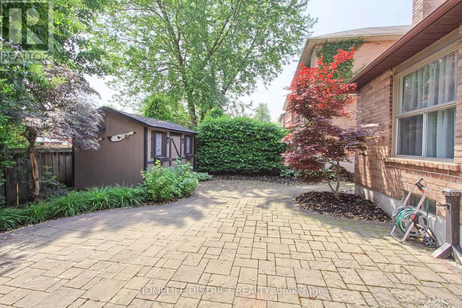 43 DANIELS CRESCENT