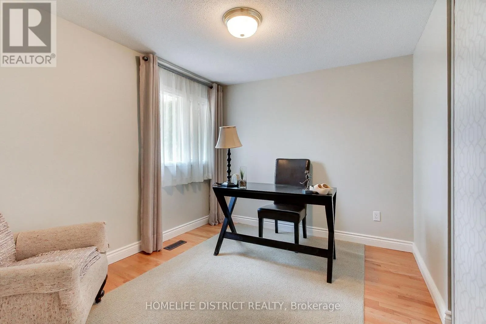 43 DANIELS CRESCENT