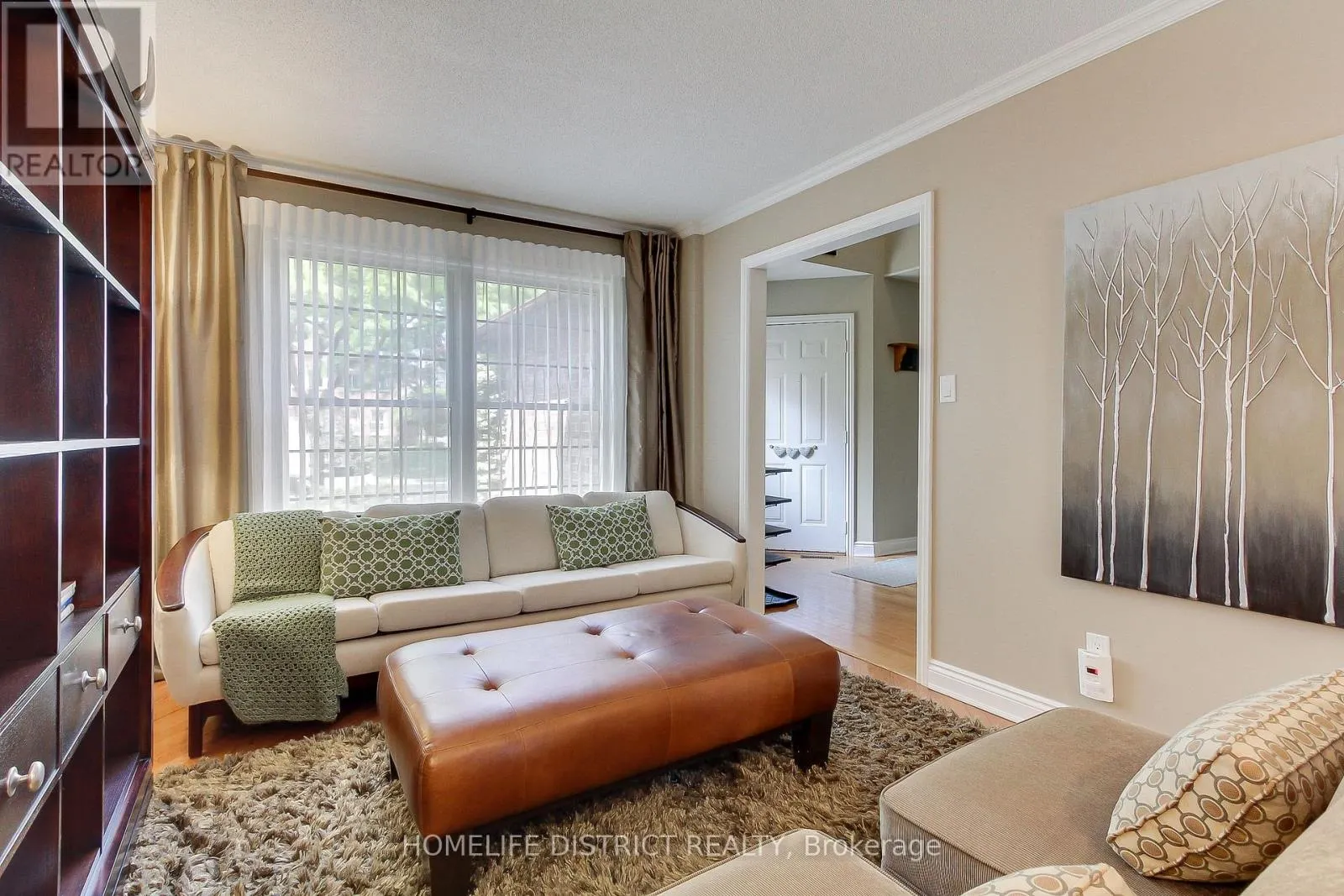 43 DANIELS CRESCENT