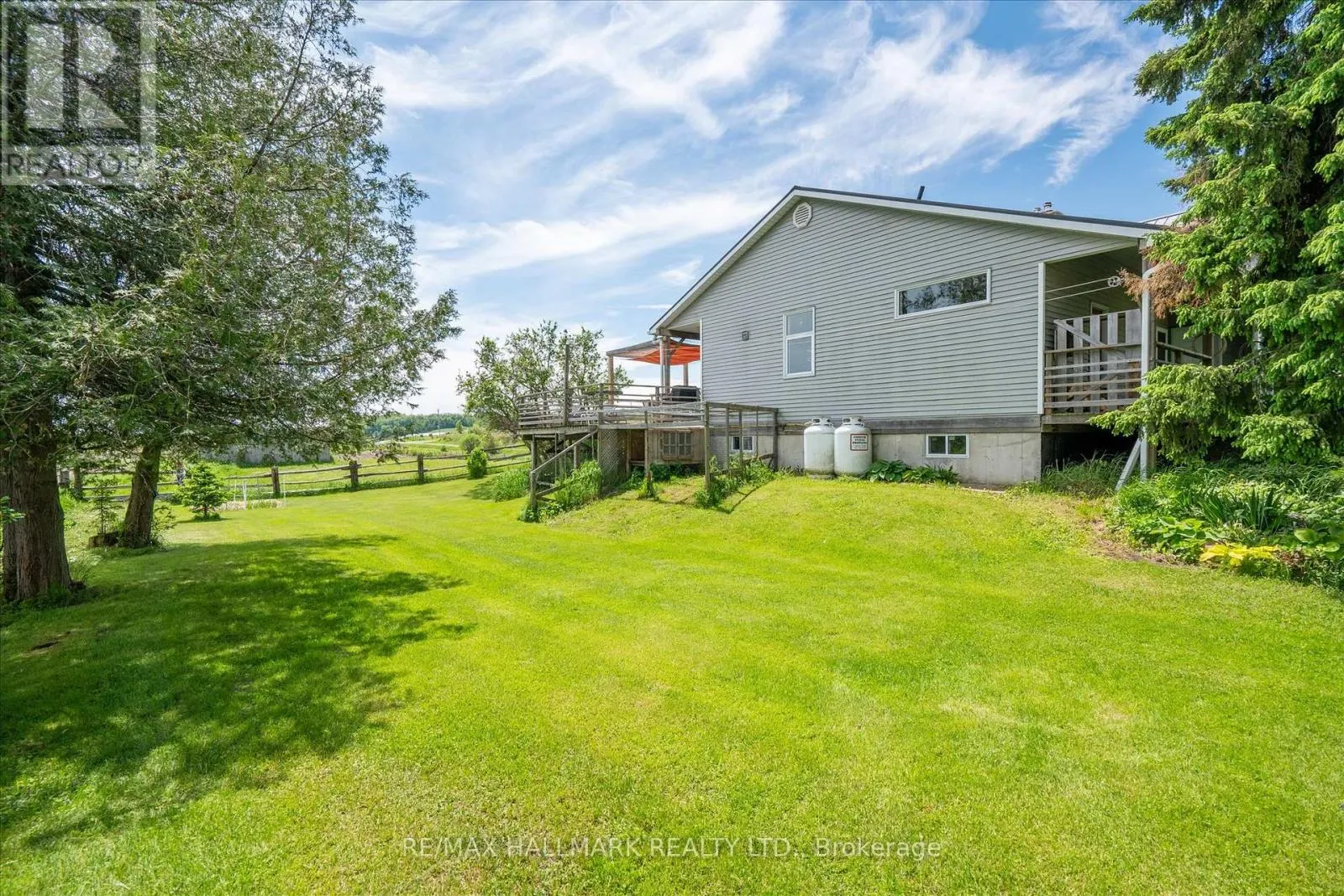 8473 MERCER ROAD