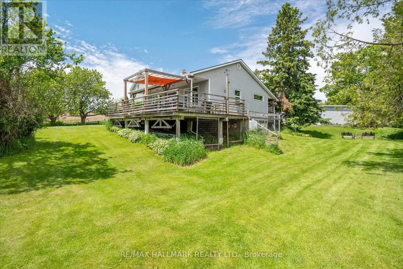 8473 MERCER ROAD
