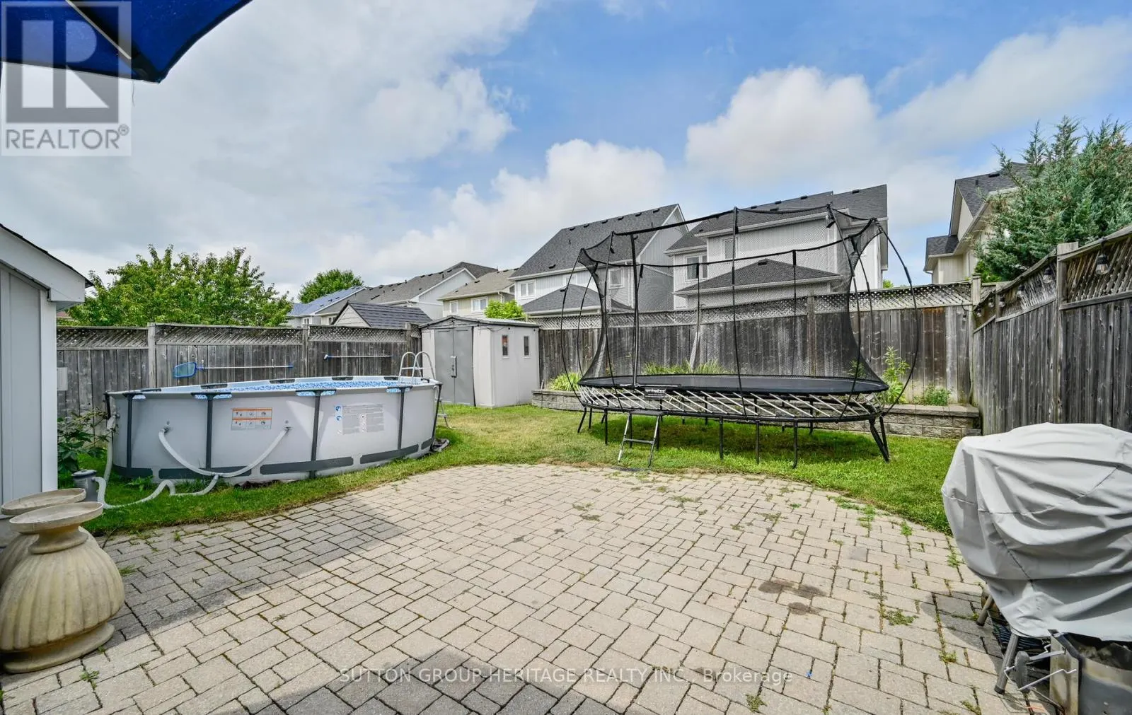 4 BARCHESTER CRESCENT