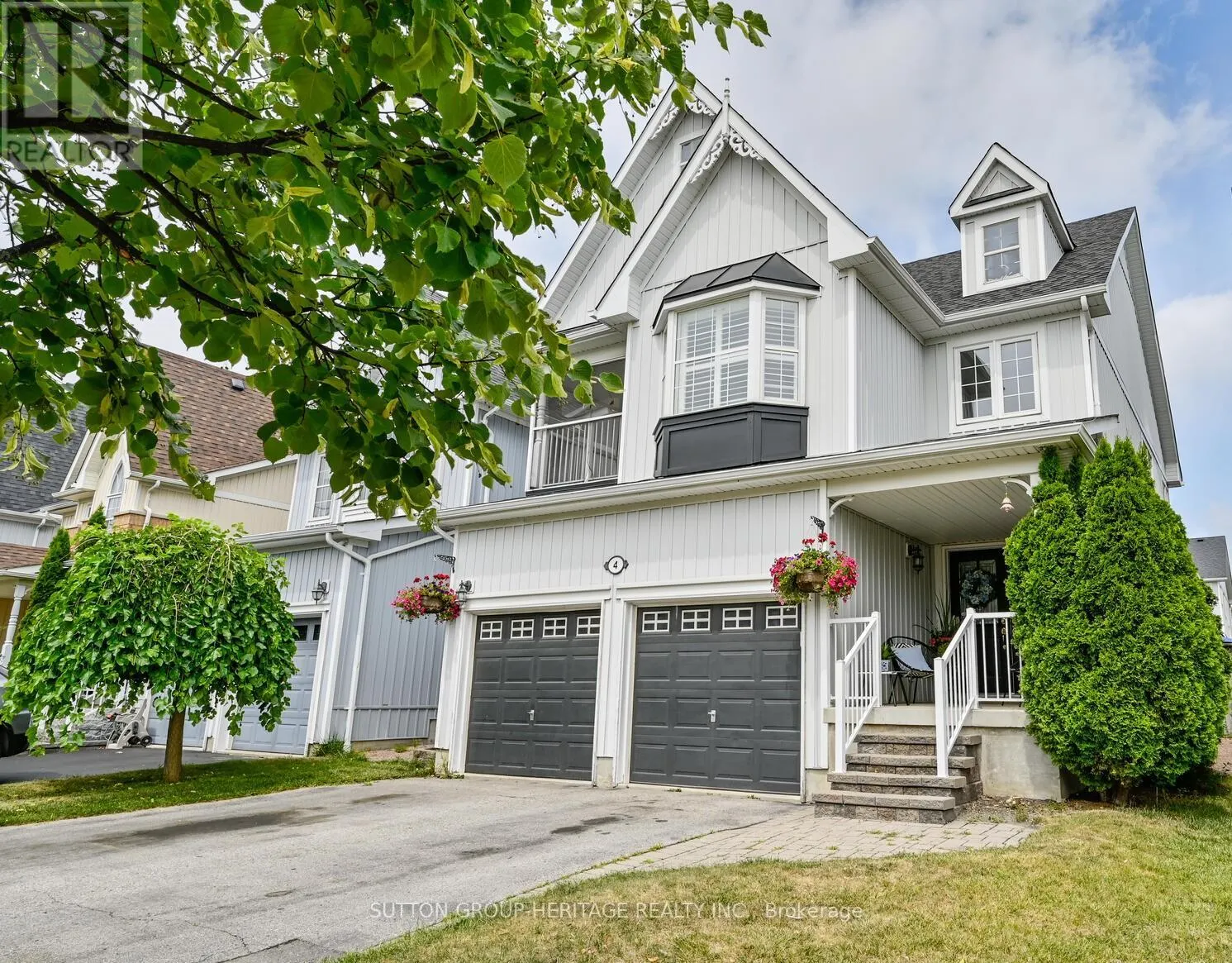 4 BARCHESTER CRESCENT