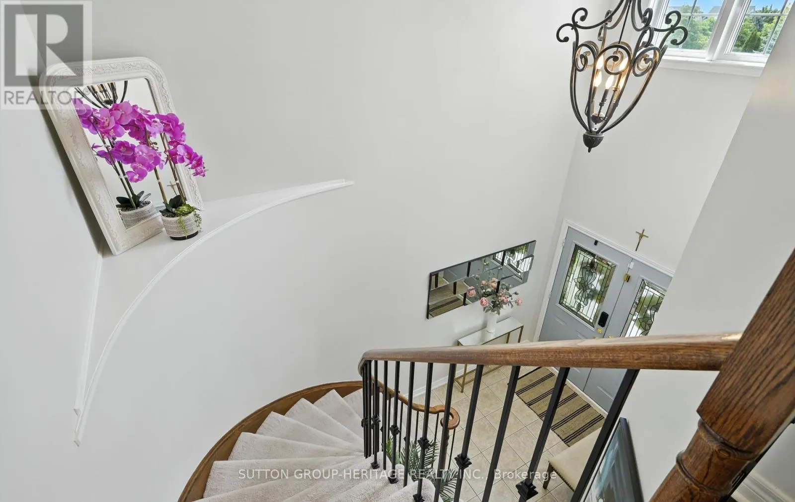 4 BARCHESTER CRESCENT