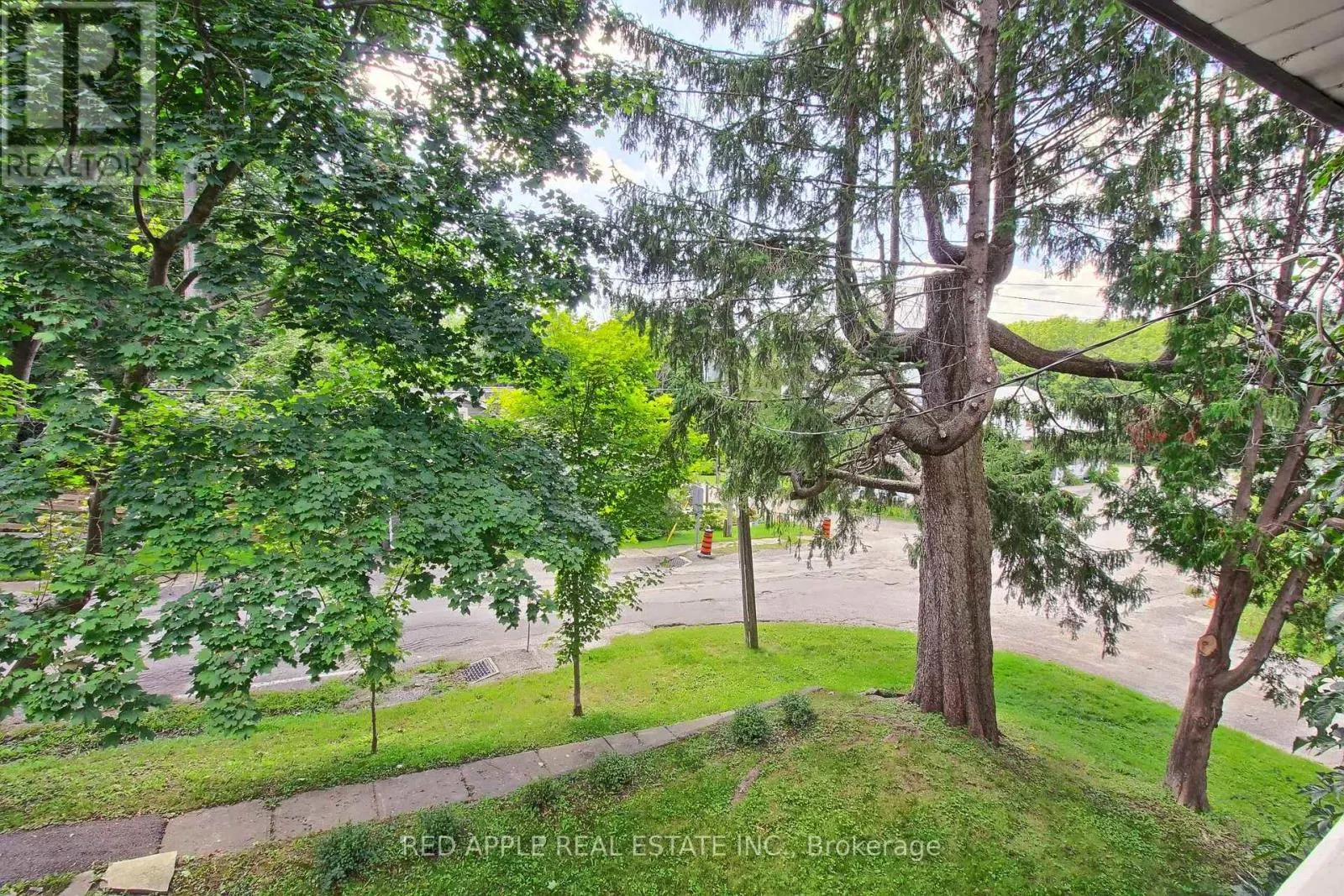 440 WHITEVALE ROAD