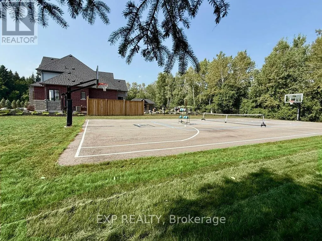 849 TOWNLINE ROAD N