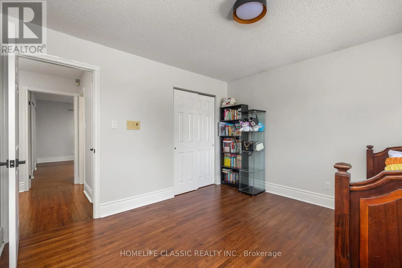 550 DAHLIA CRESCENT