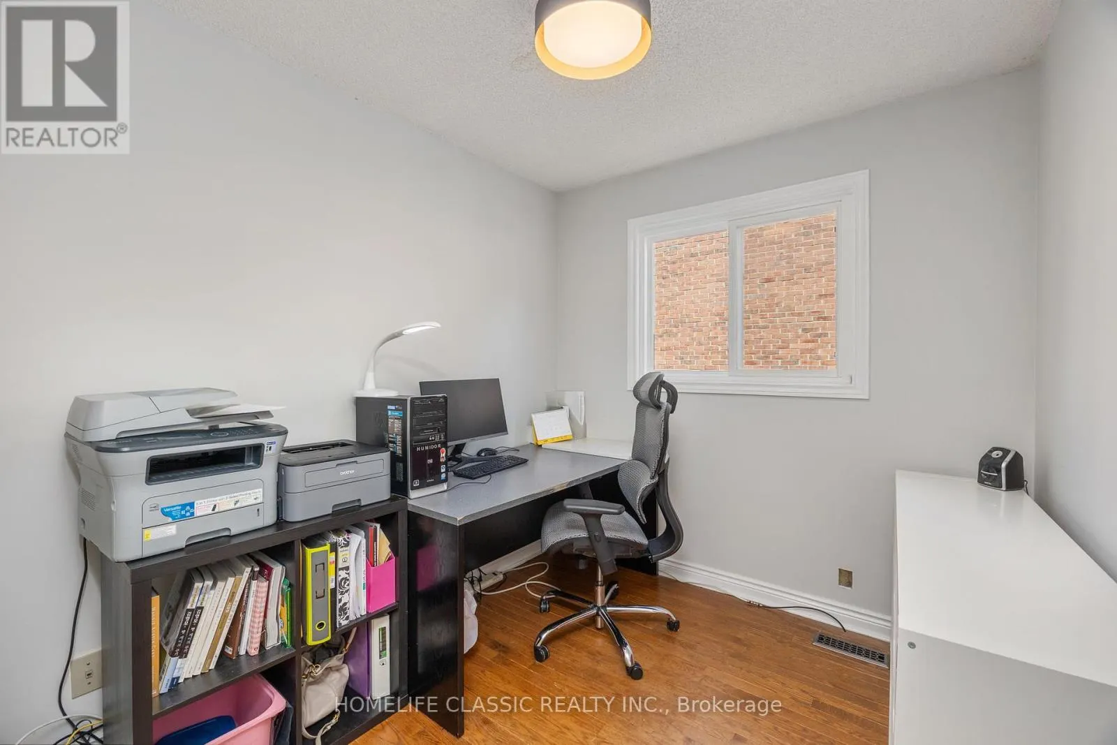 550 DAHLIA CRESCENT