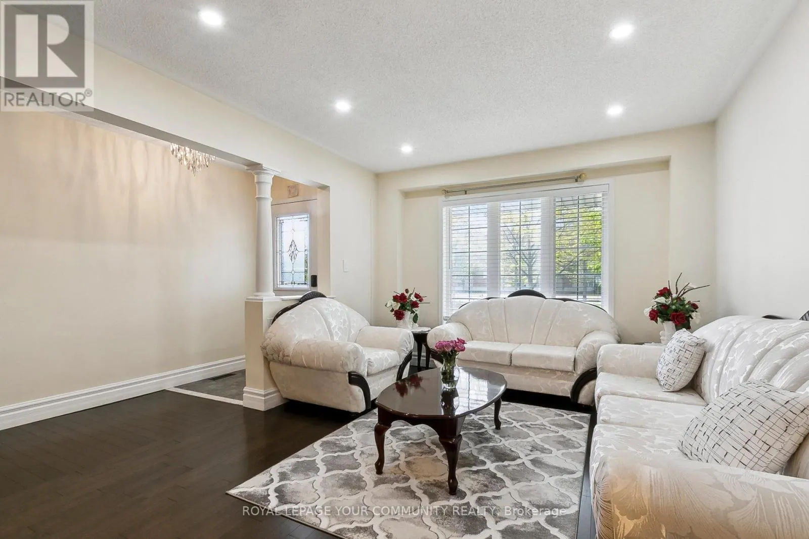10 GREENHALF DRIVE