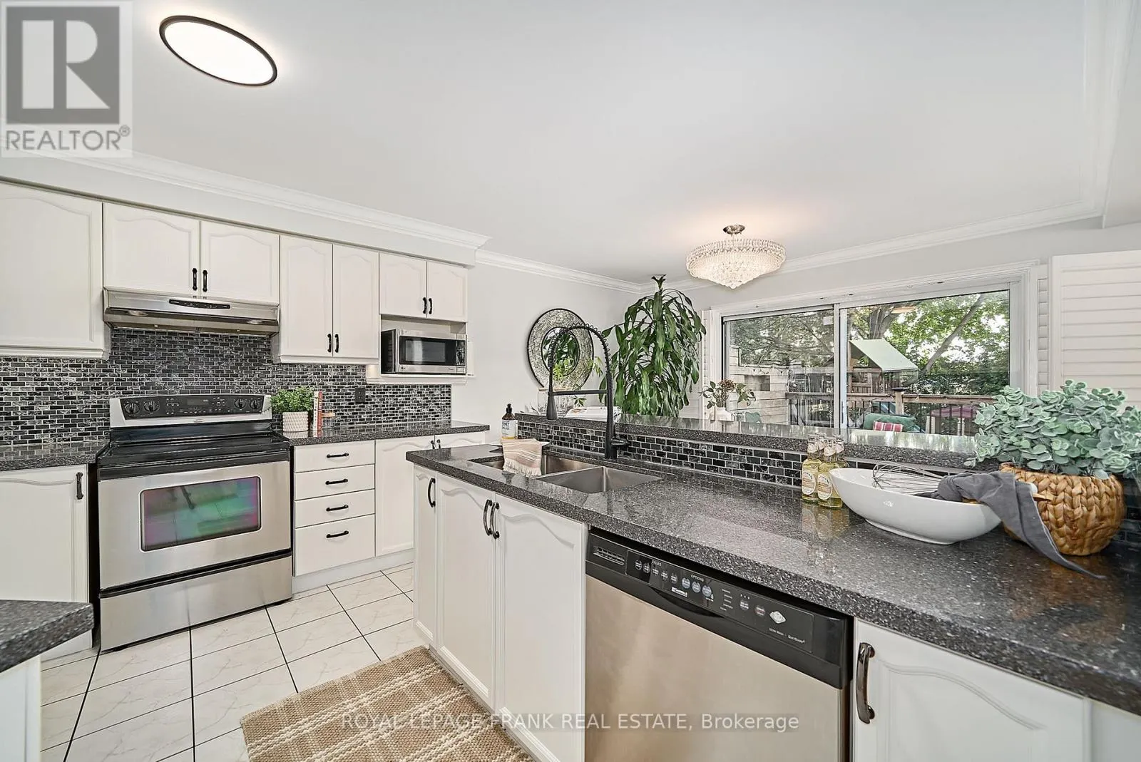 54 GARTSHORE DRIVE