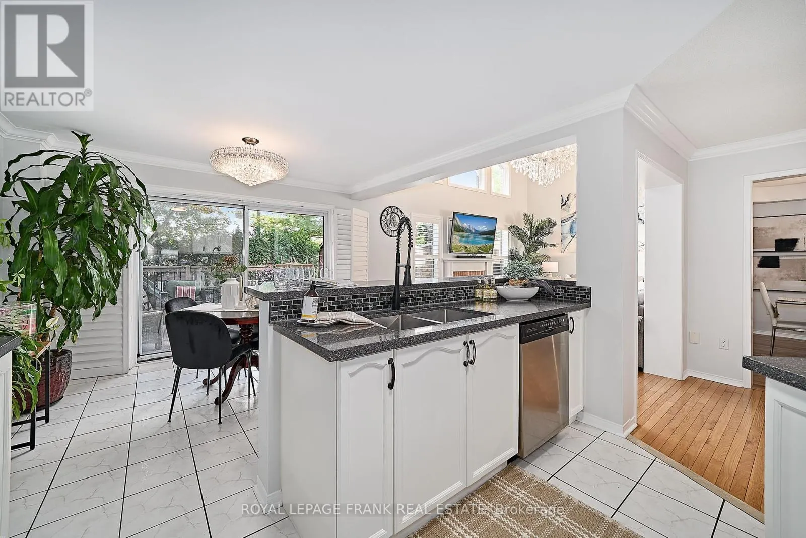 54 GARTSHORE DRIVE
