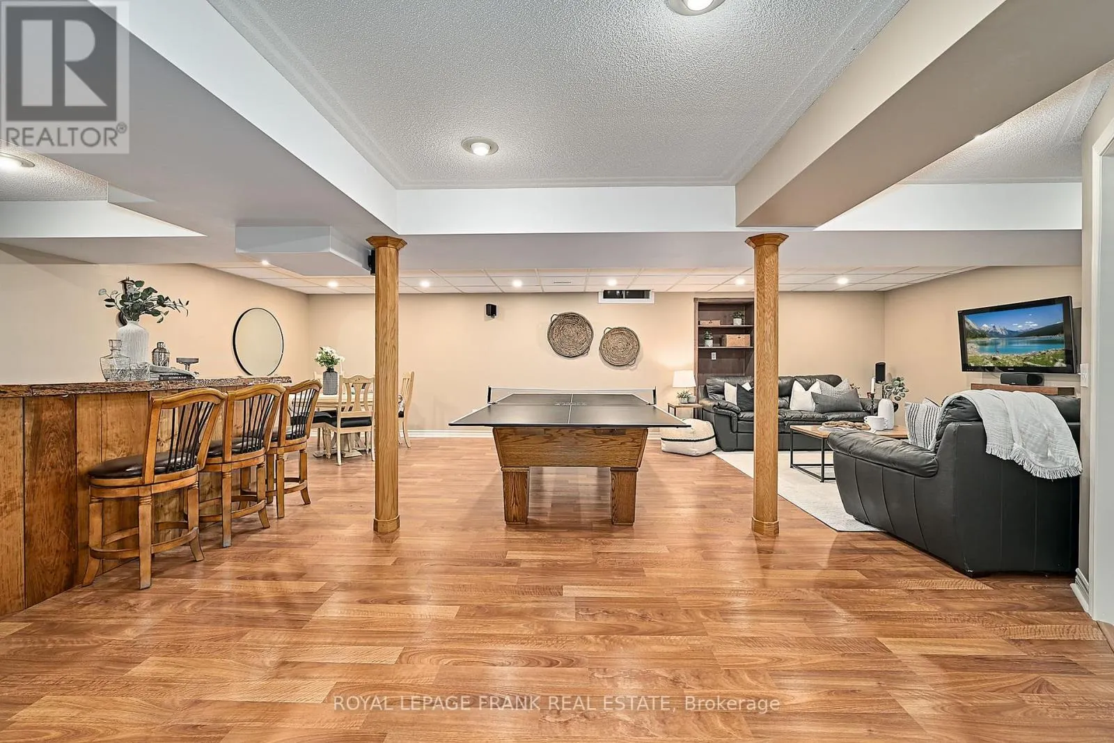 54 GARTSHORE DRIVE