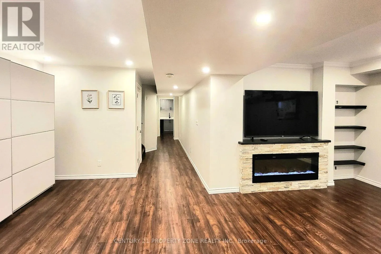 73 FEINT DRIVE