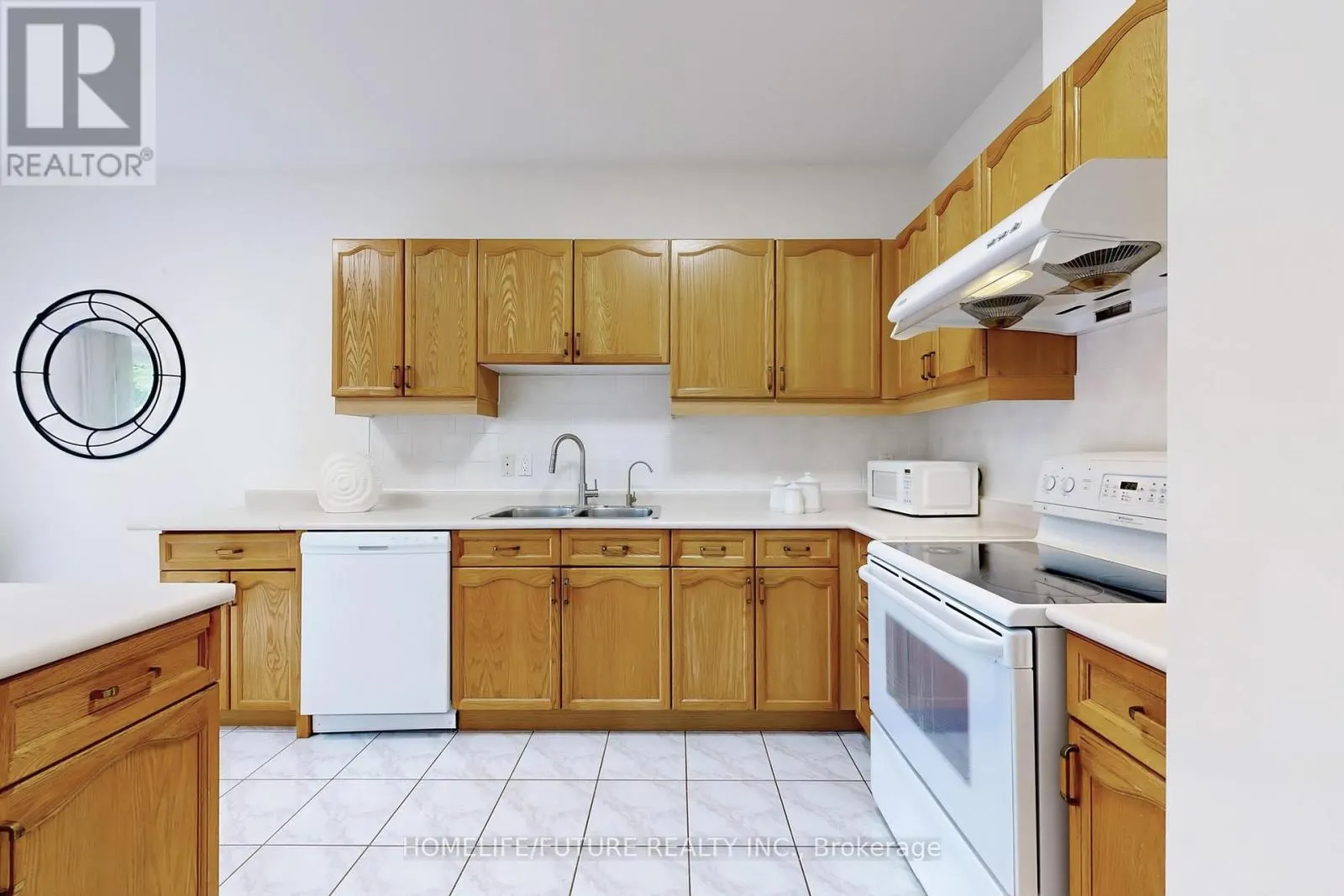 1595 DEERHURST COURT