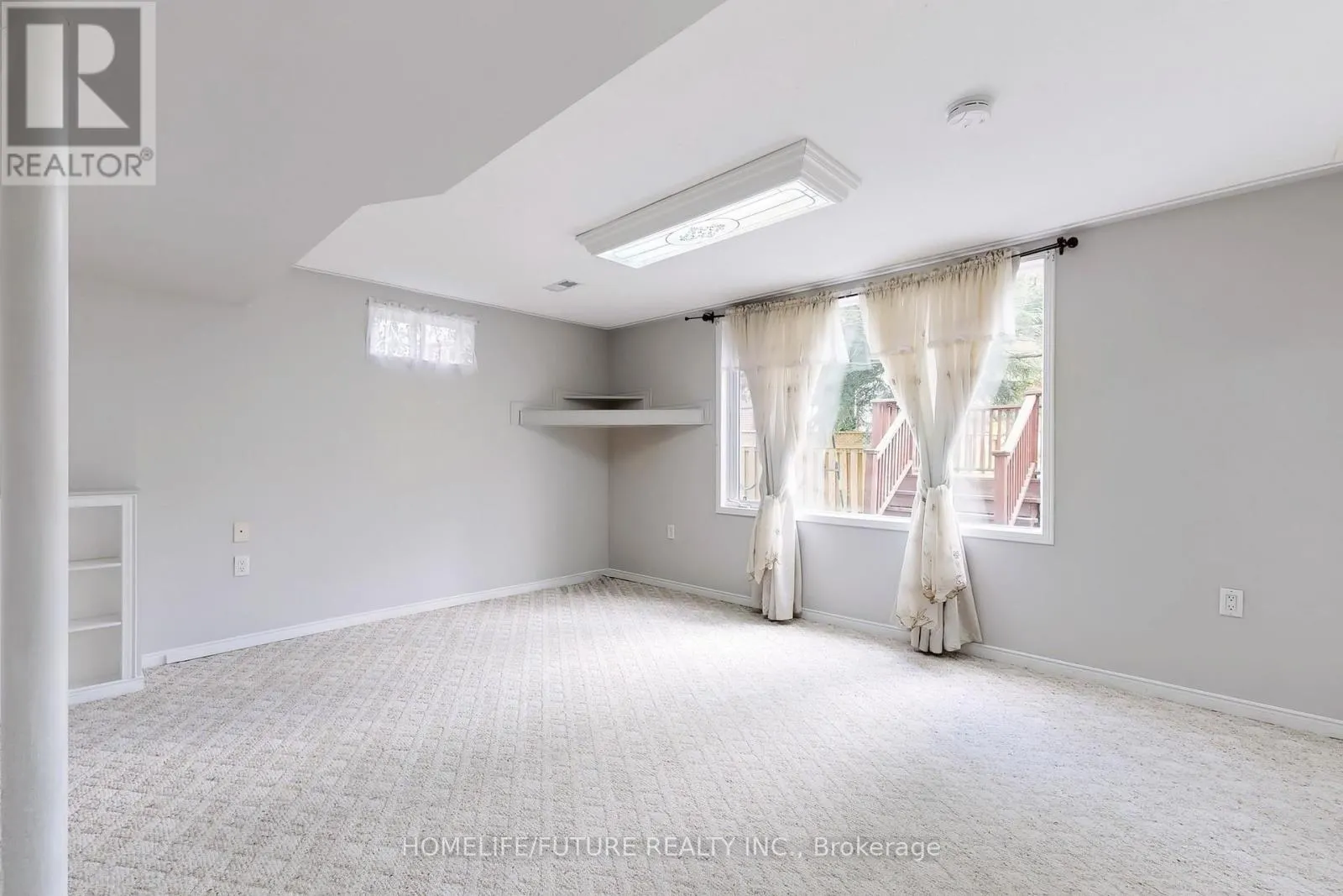 1595 DEERHURST COURT
