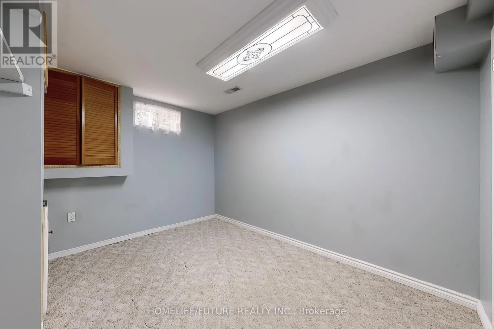 1595 DEERHURST COURT