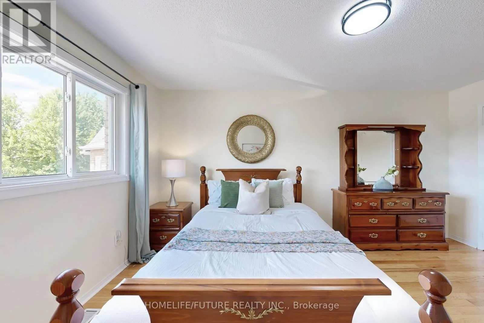 1595 DEERHURST COURT