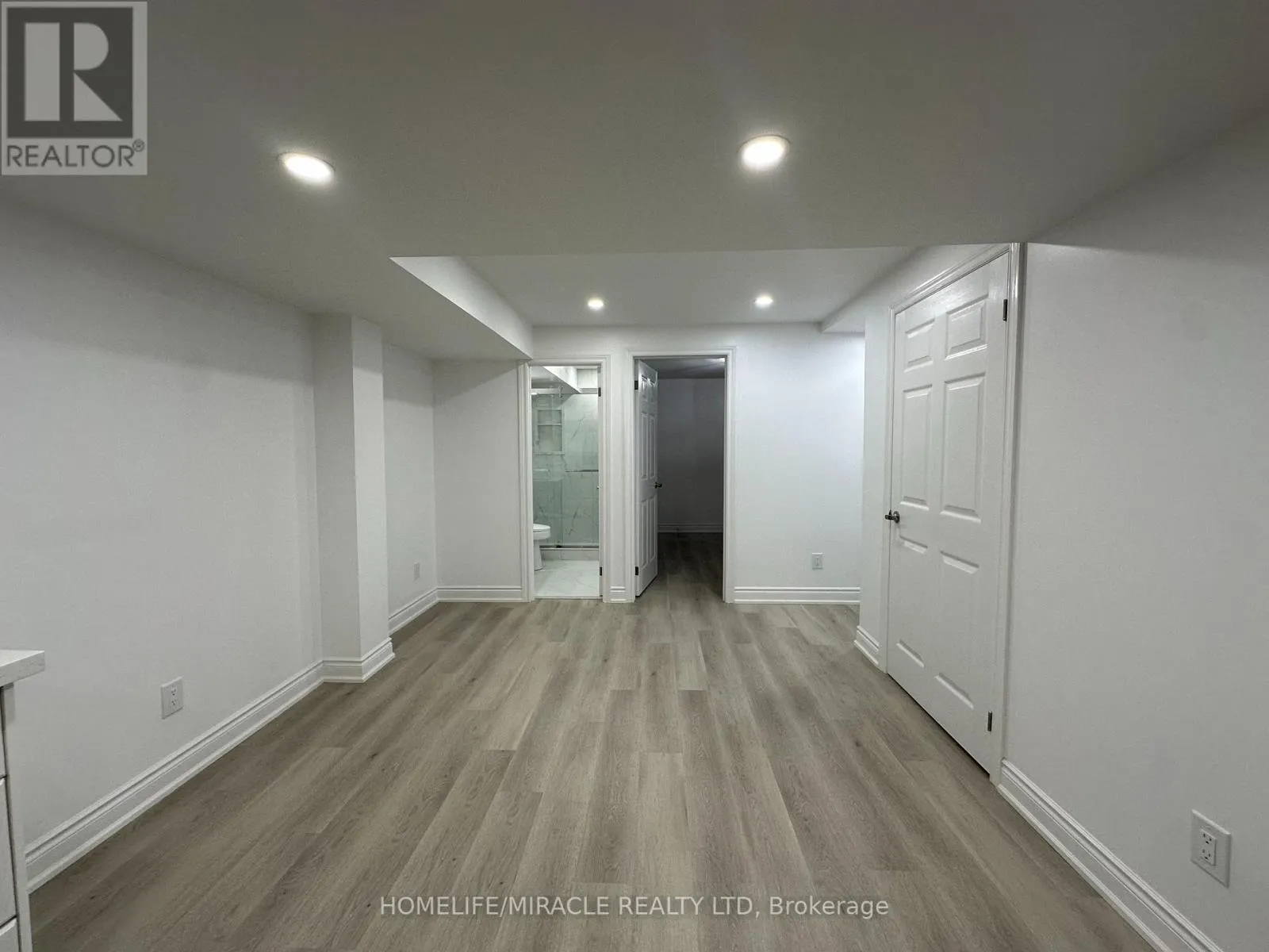 BSMT - 30 CLIPPER LANE