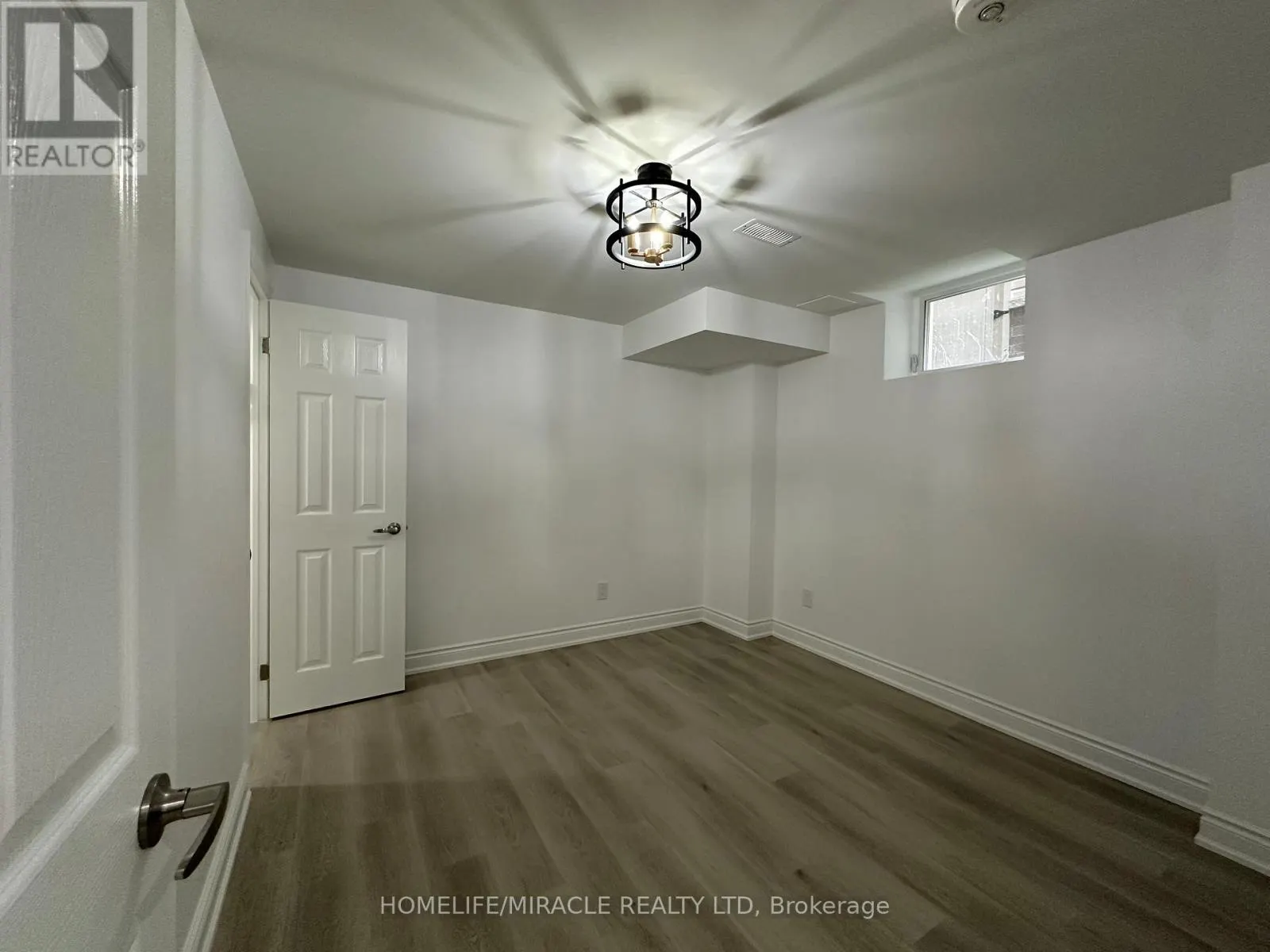 BSMT - 30 CLIPPER LANE