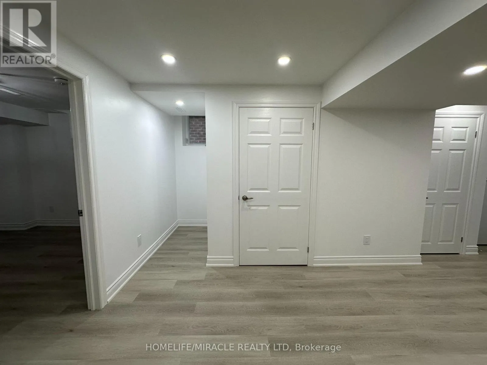 BSMT - 30 CLIPPER LANE