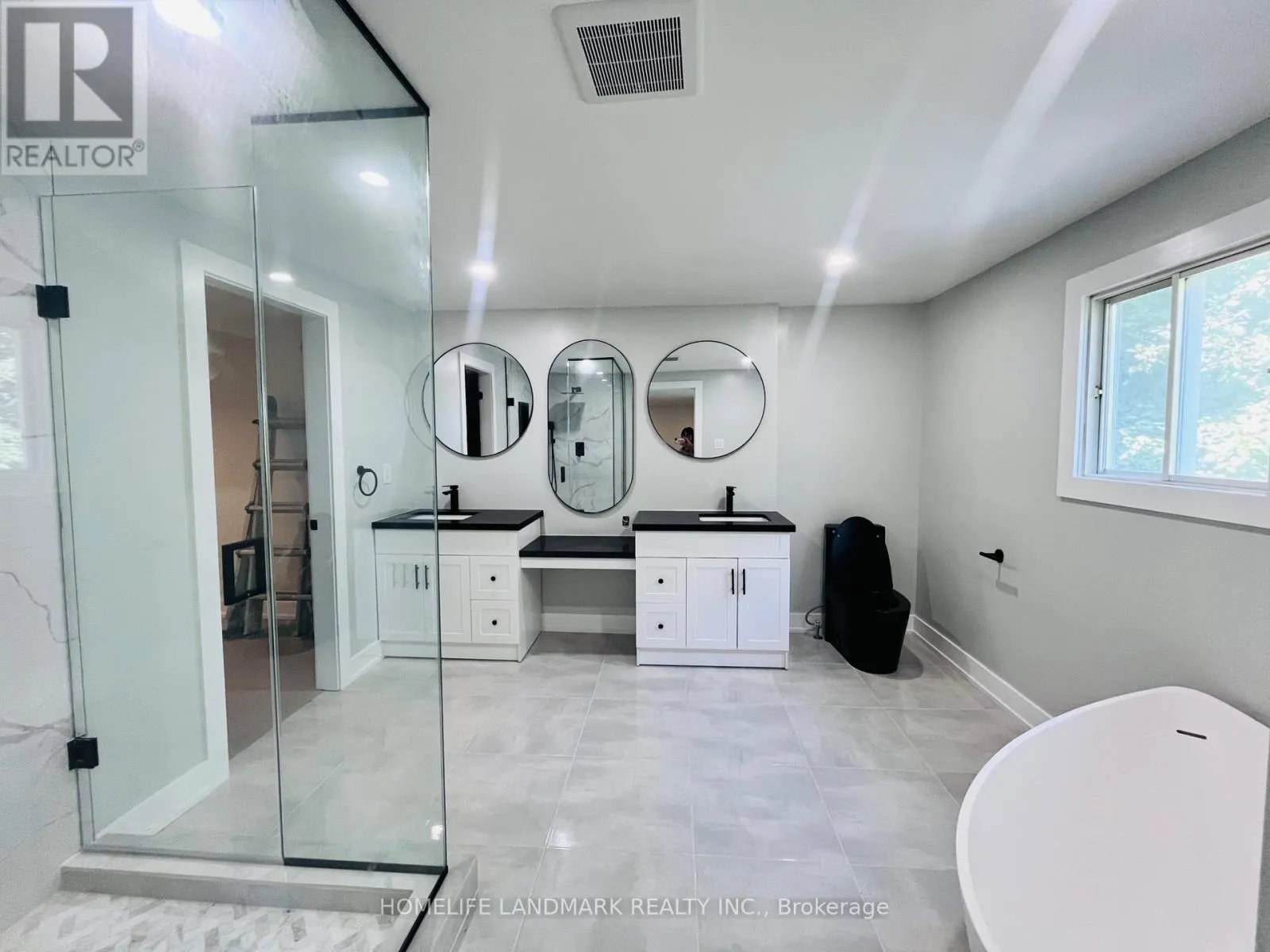 MAIN & 2ND FLOOR - 1638 MIDDLETON STREET